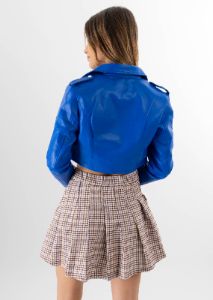 Chamarra crop biker efecto piel sold by Shasa