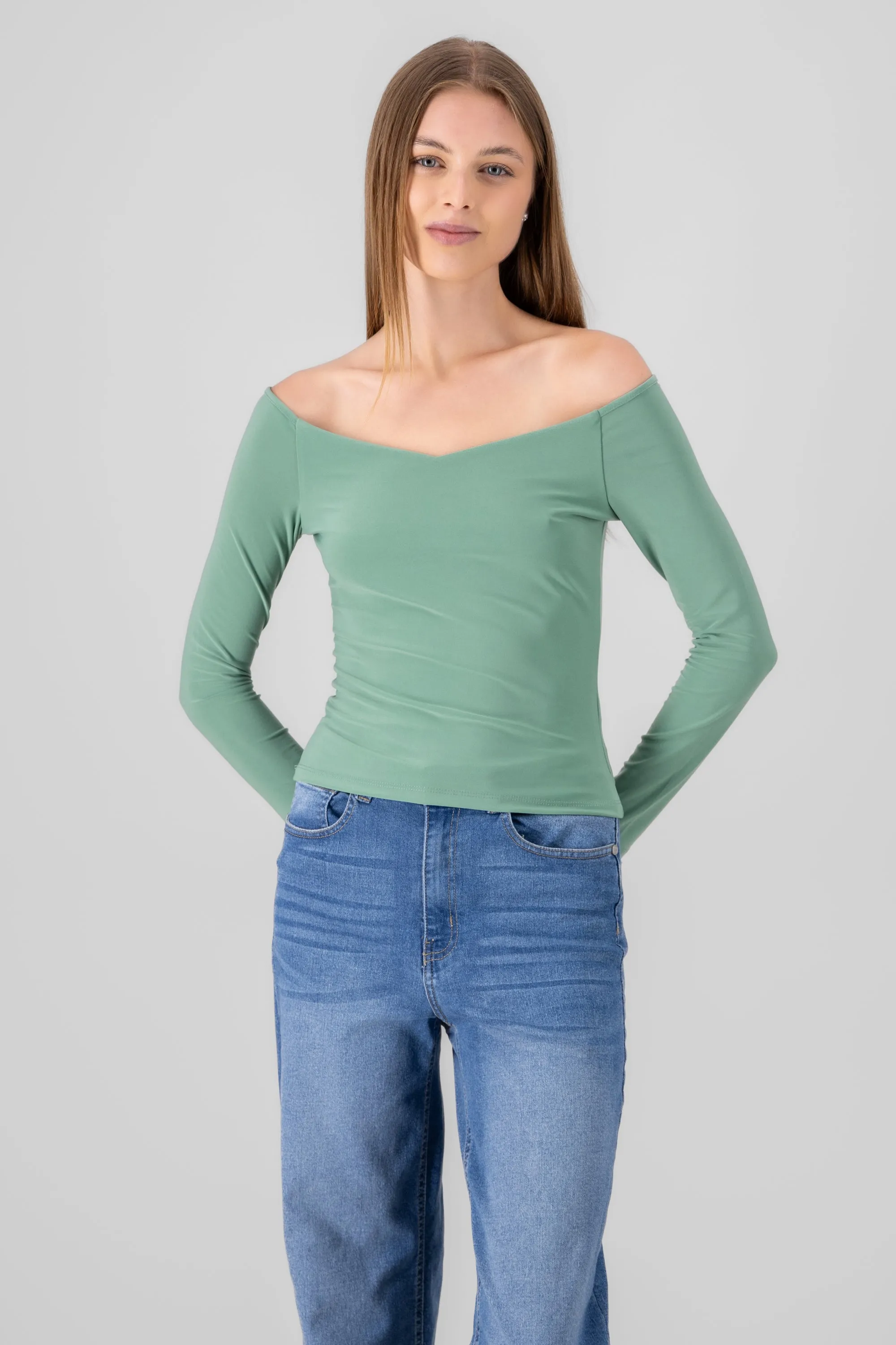 TOP LISO MANGA LARGA sold by Shasa