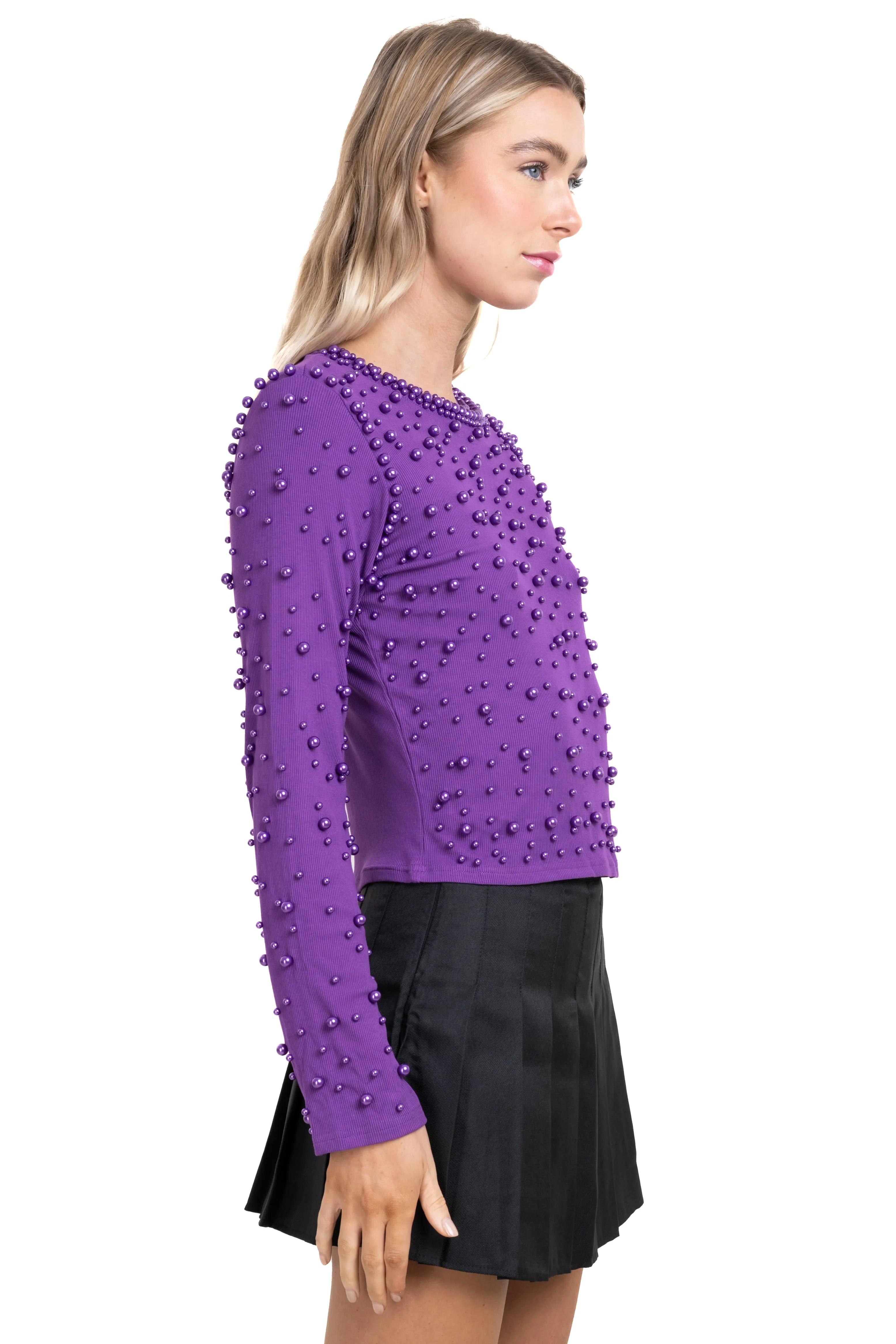 Sueter de perlas y brillos sold by Shasa product image thumbnail 3