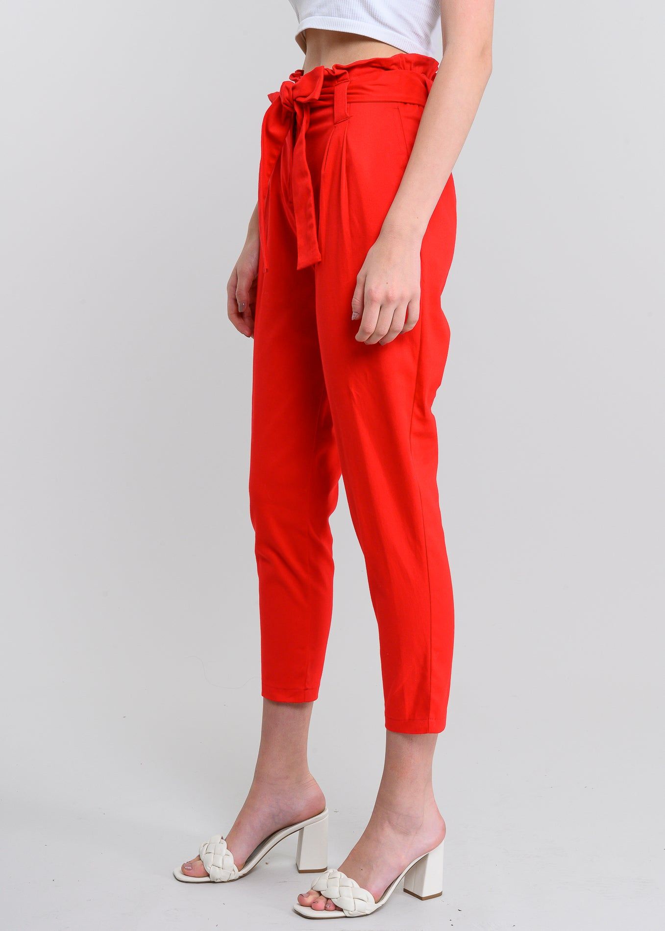 Pantalón paper bag cintura alta cinturón sold by Shasa product image thumbnail 3