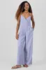 Jumpsuit escote v tirantes sold by Shasa