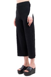 Pantalón amplio textura sold by Shasa