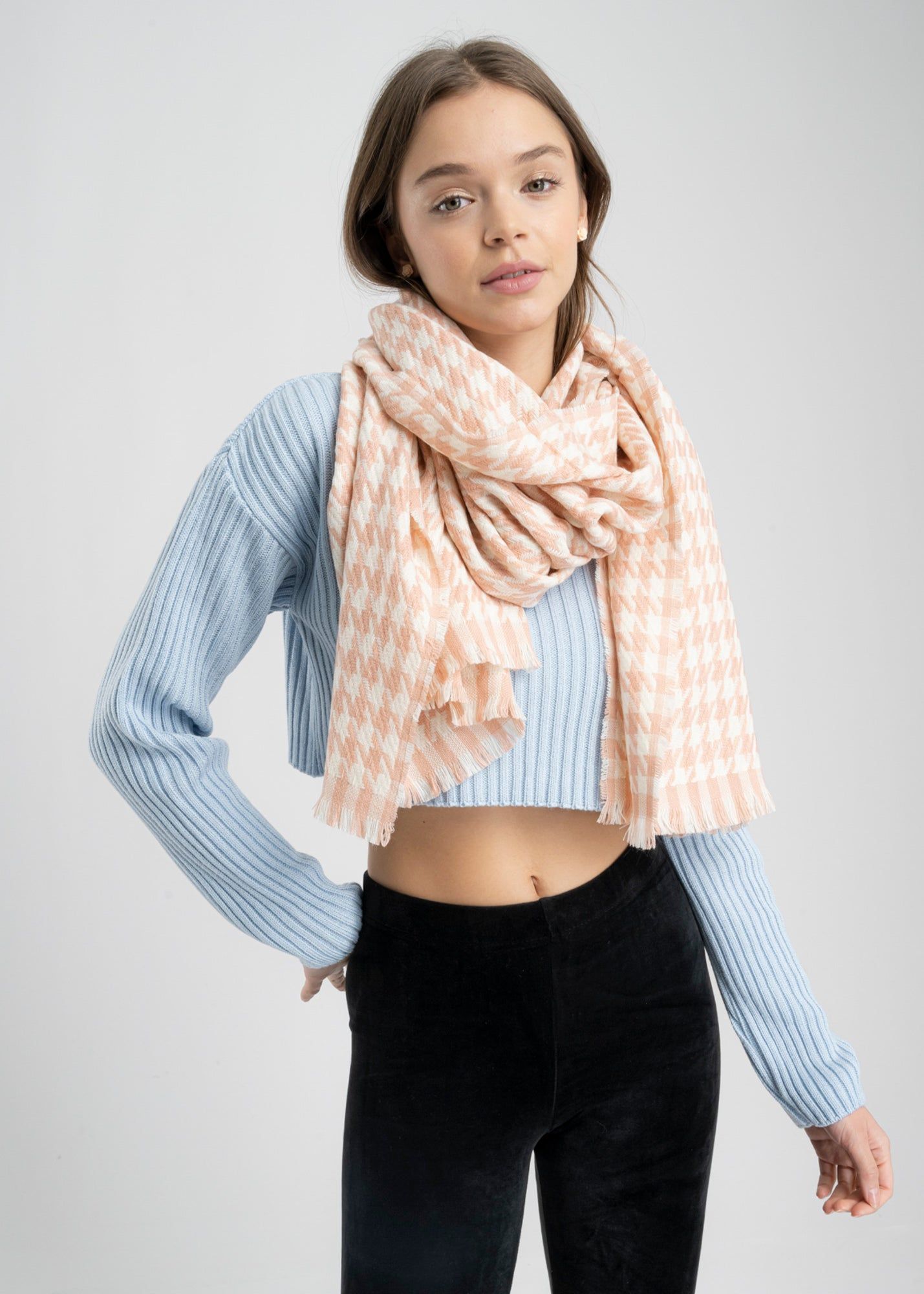 Bufanda pata gallo sold by Shasa product image thumbnail 2