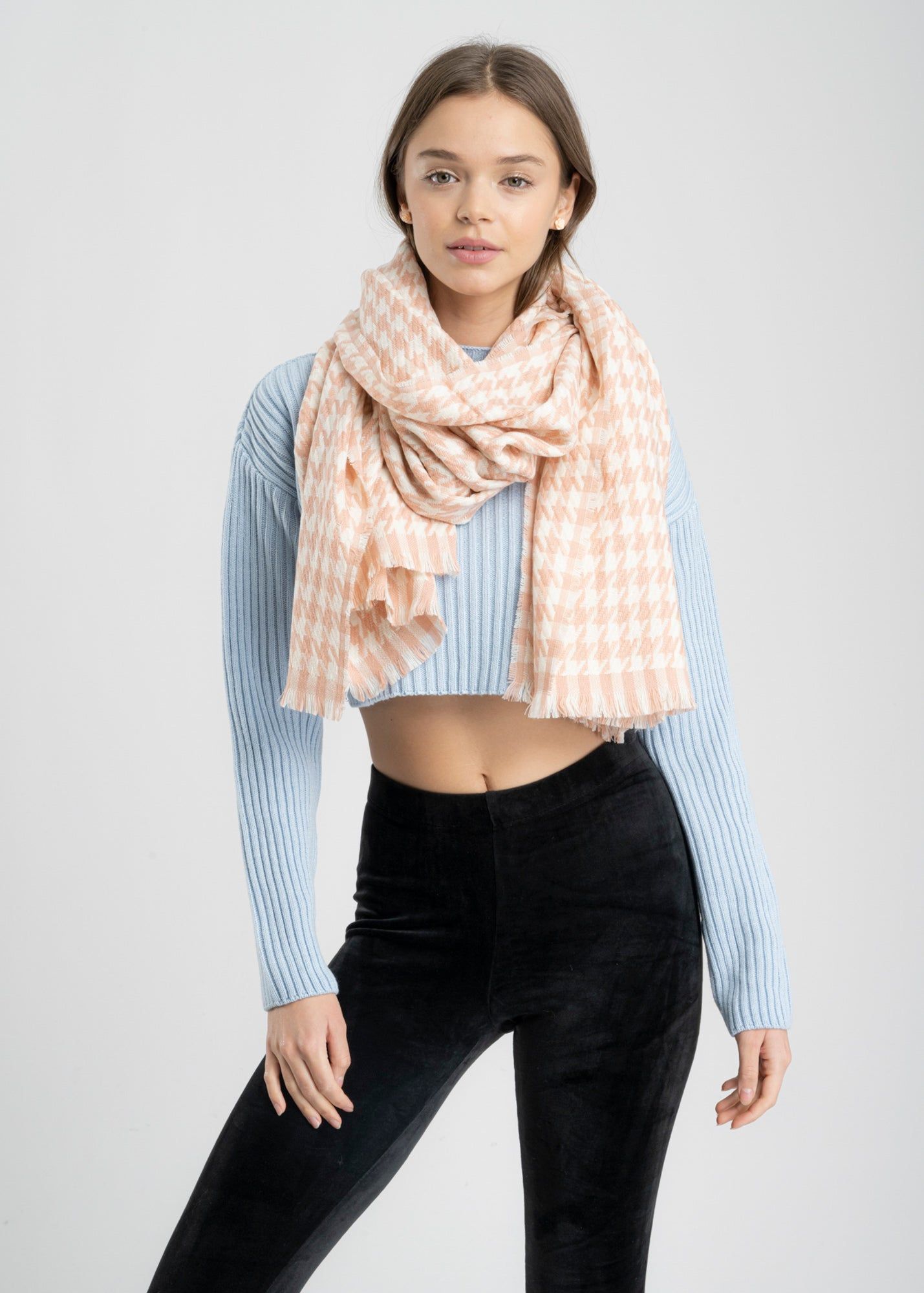 Bufanda pata gallo sold by Shasa product image thumbnail 3