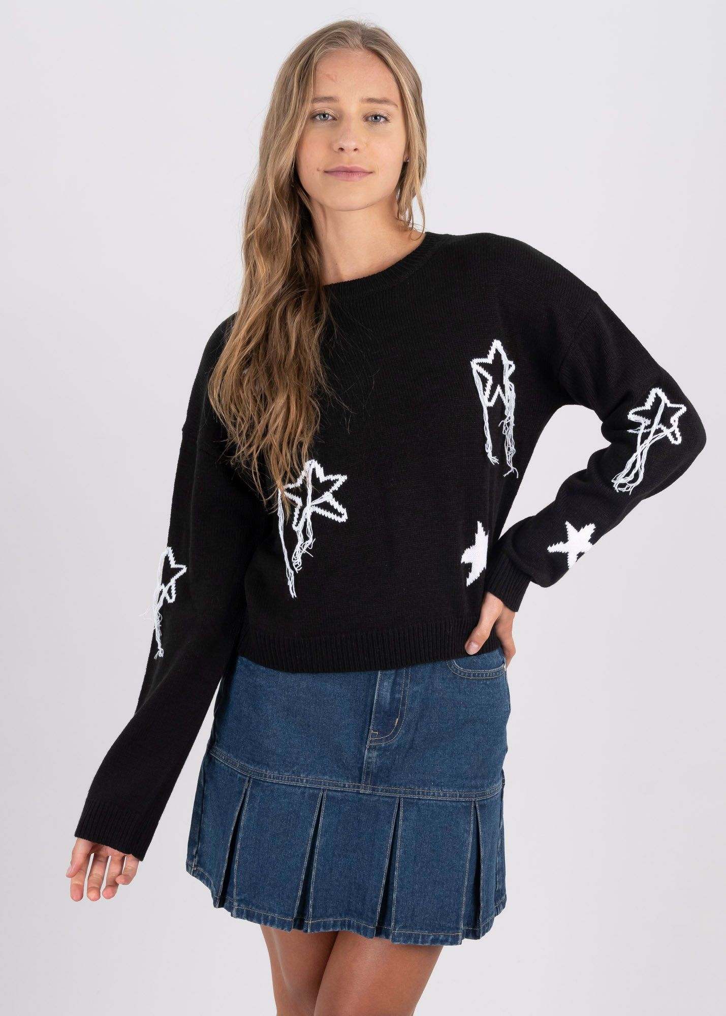 Suéter estrellas hilos cuello redondo sold by Shasa product image thumbnail 5