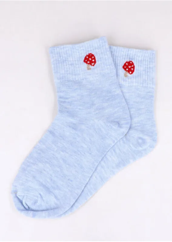 Calcetines bordado hongos sold by Shasa