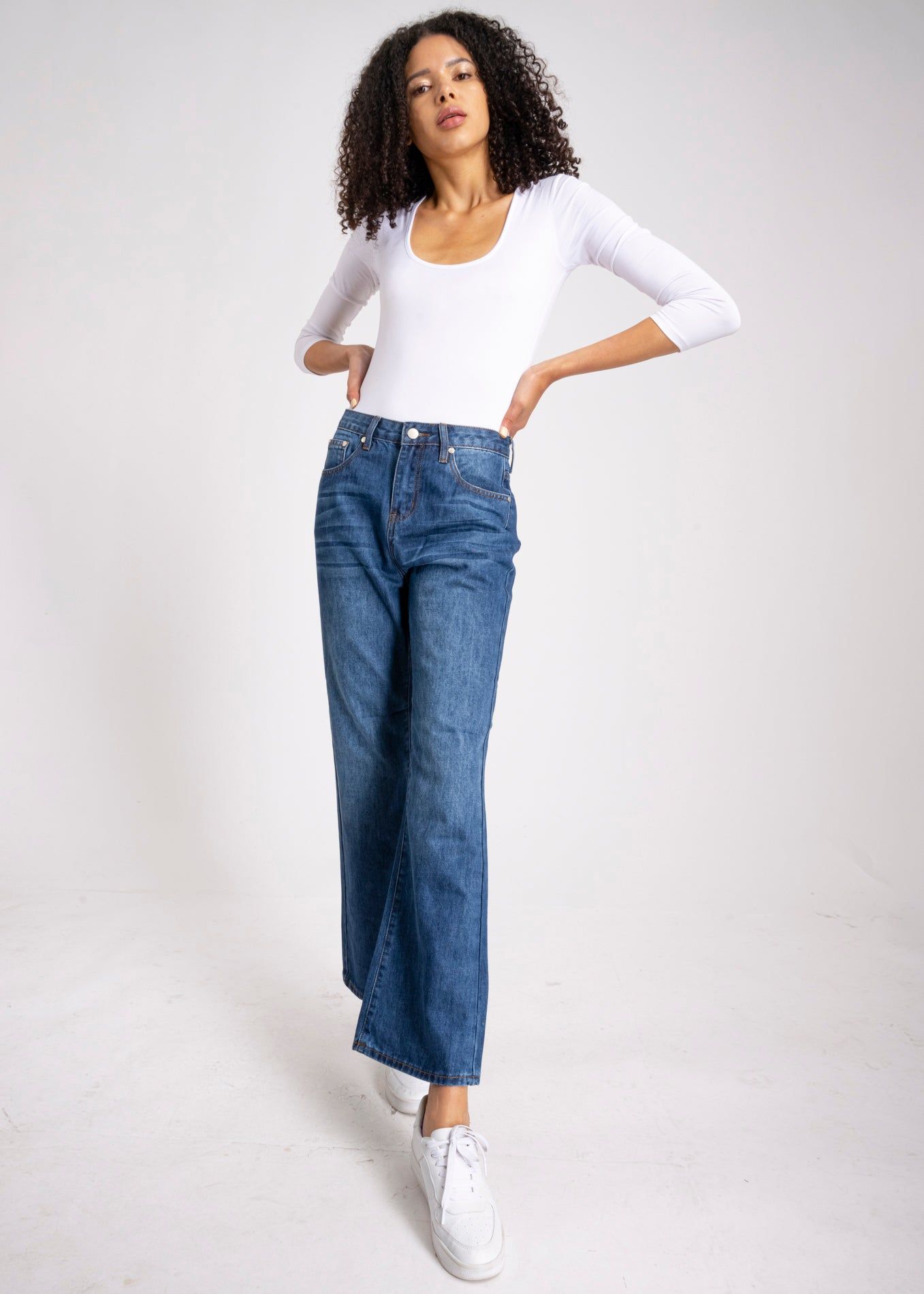 Jeans anchos largos deslavado bolsas sold by Shasa product image thumbnail 5