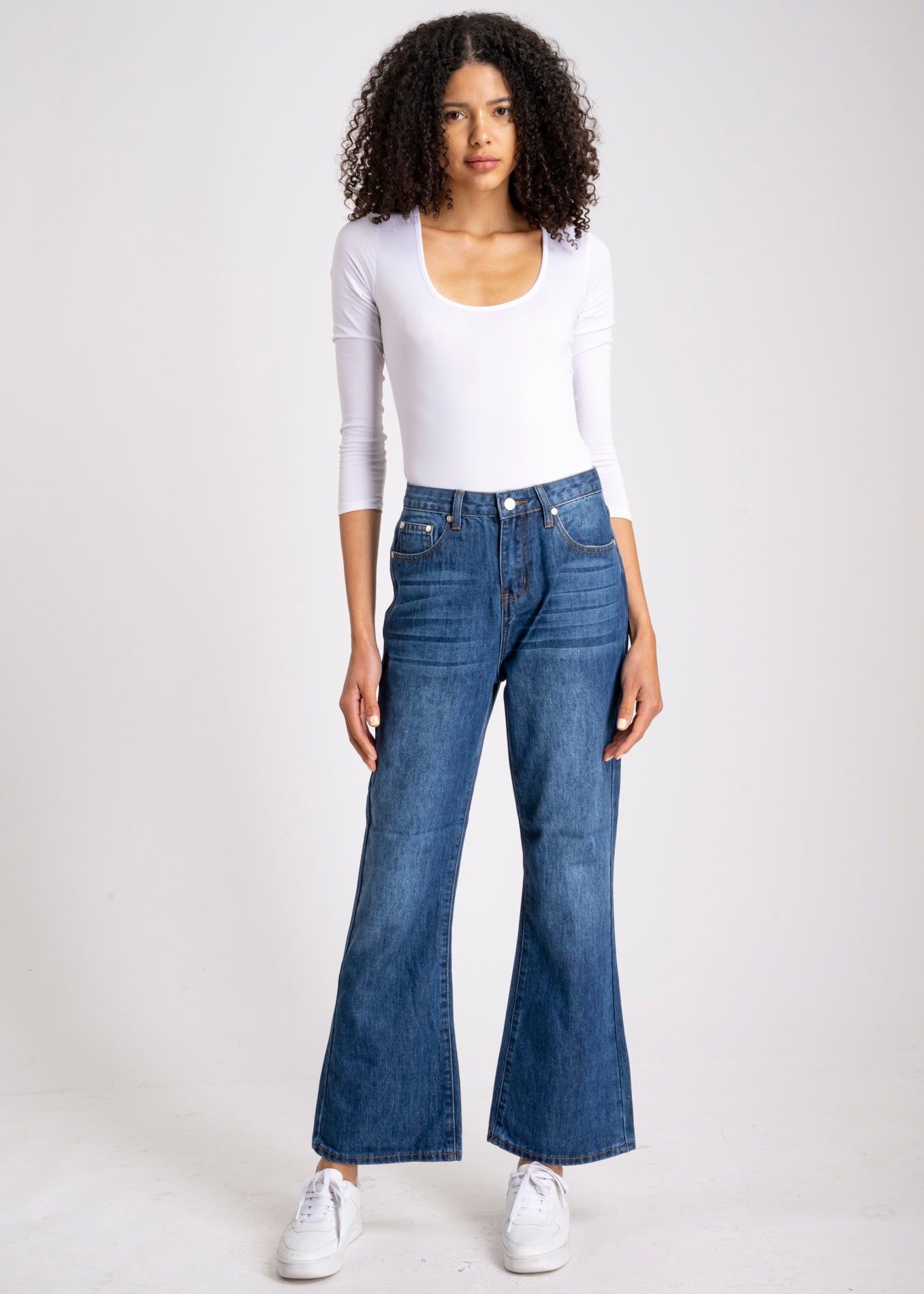 Jeans anchos largos deslavado bolsas sold by Shasa product image thumbnail 2