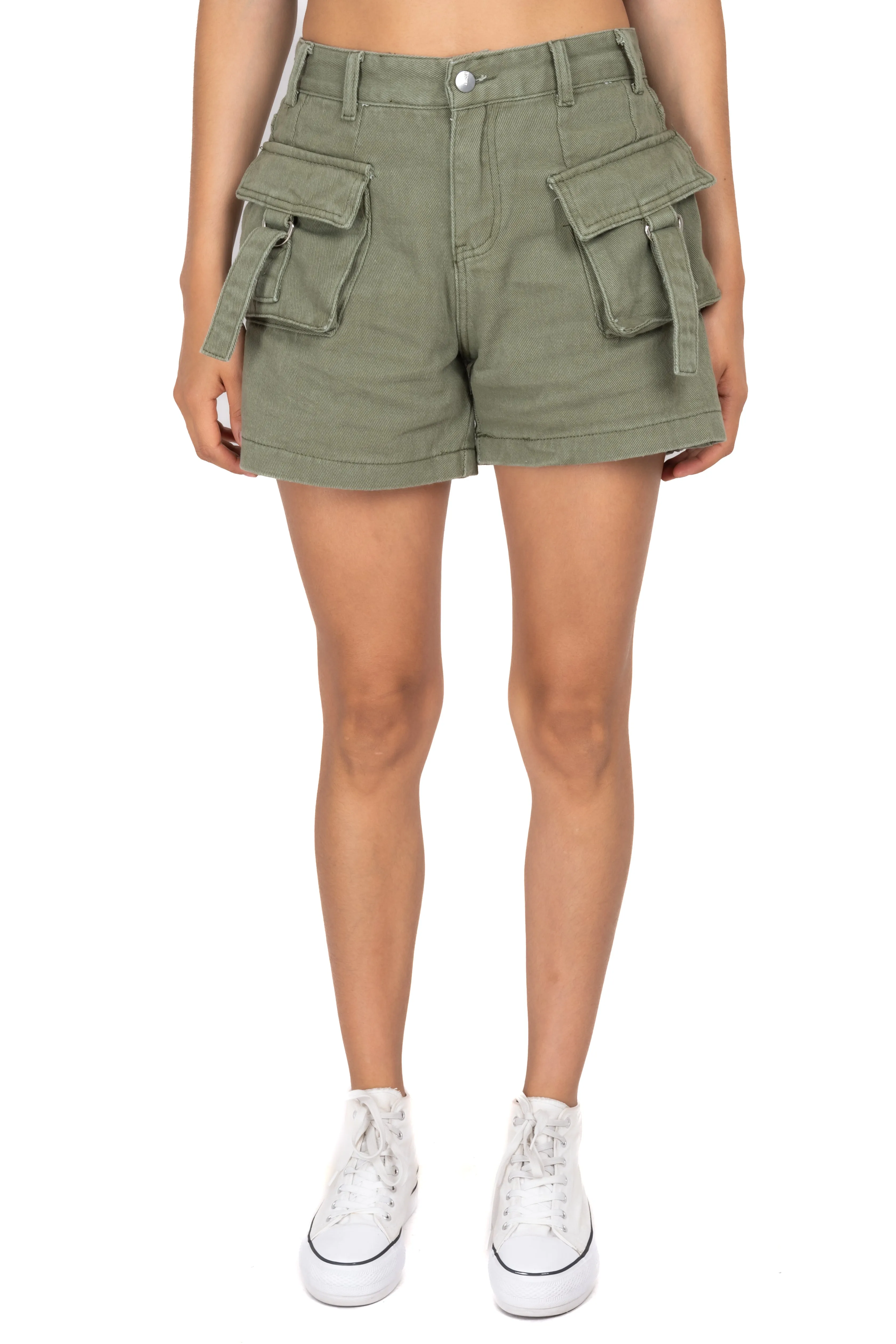 Short denim cargo sold by Shasa