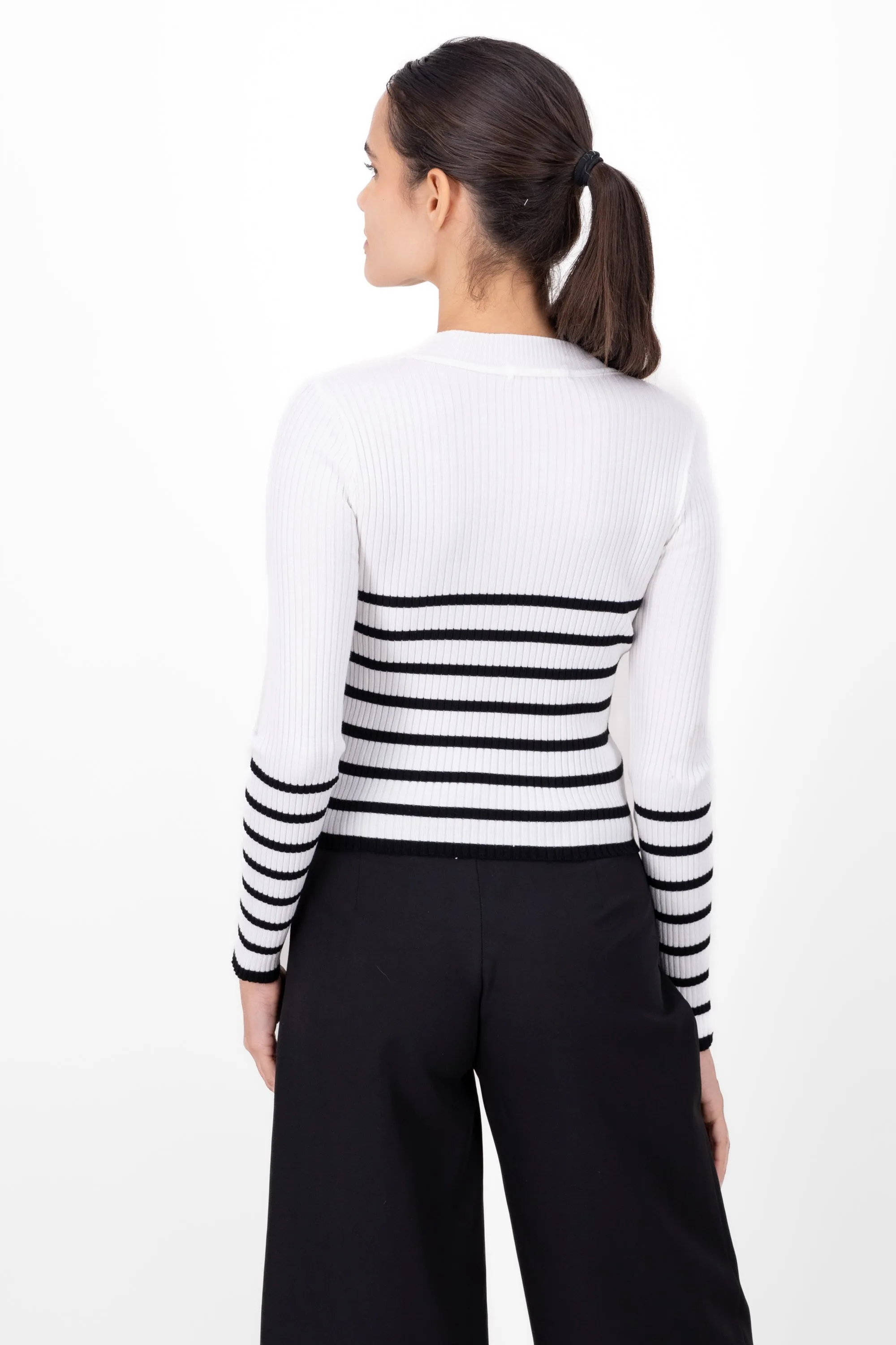 Sueter manga larga detalle rayas sold by Shasa product image thumbnail 4