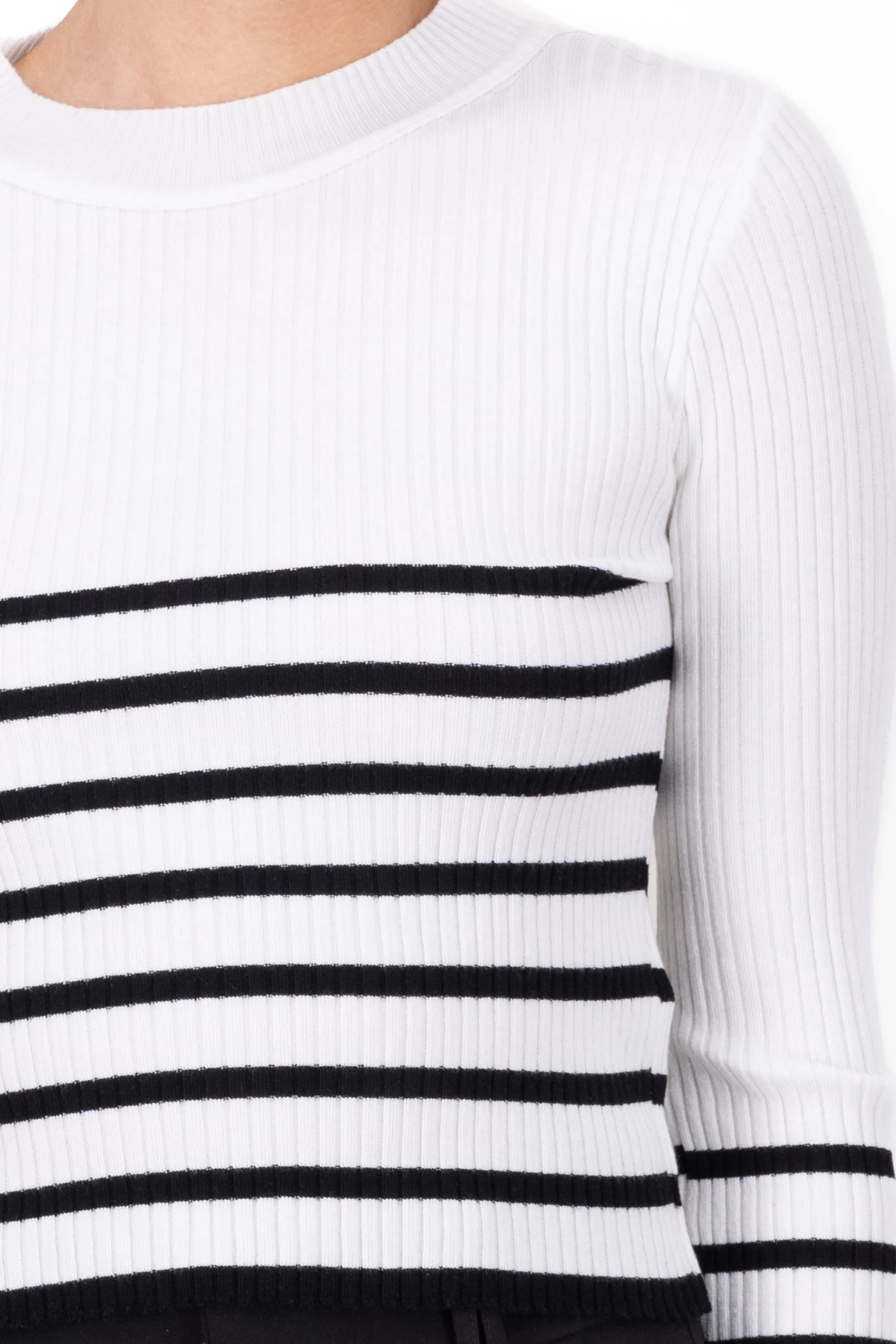 Sueter manga larga detalle rayas sold by Shasa product image thumbnail 5