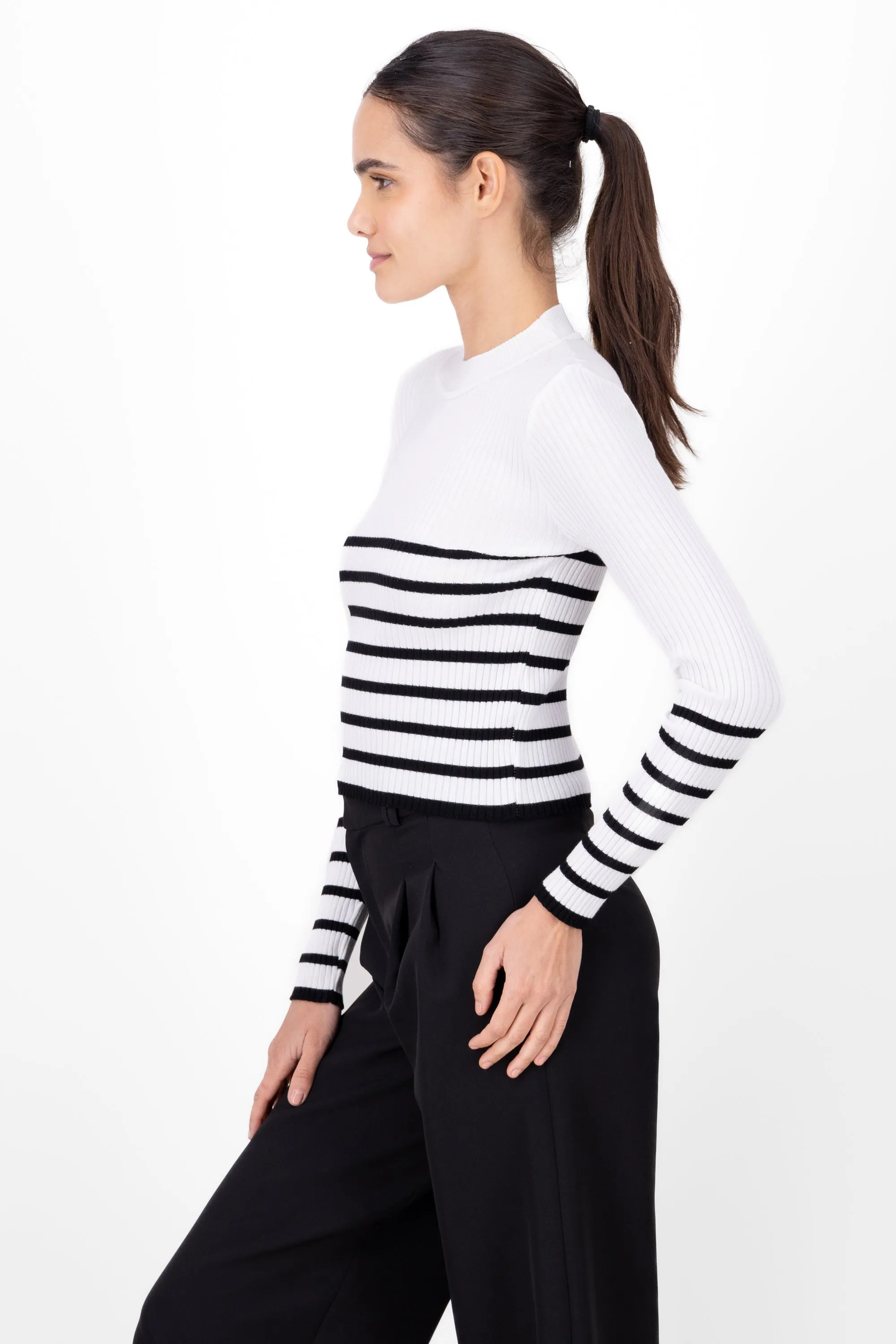 Sueter manga larga detalle rayas sold by Shasa product image thumbnail 3