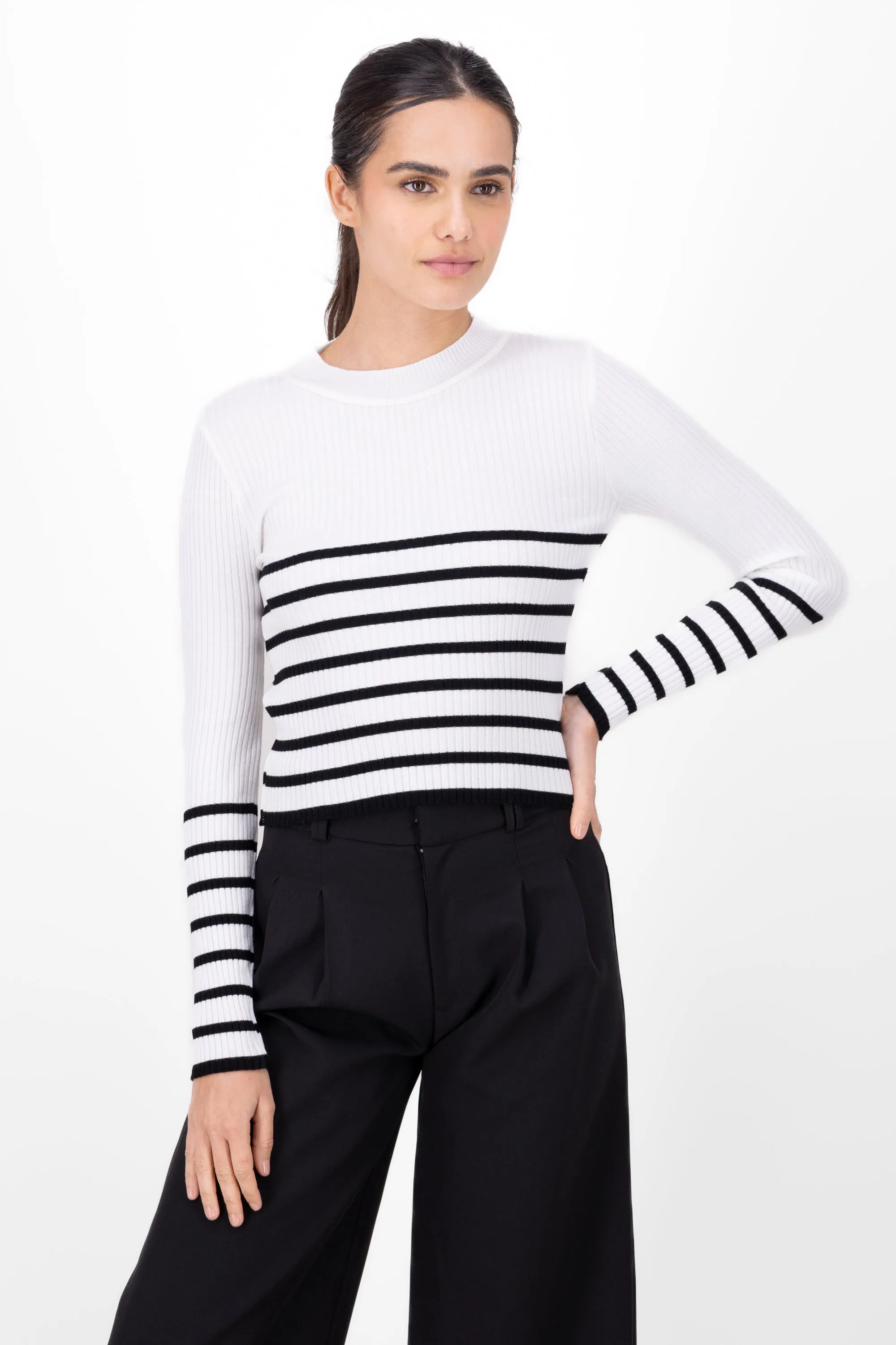 Sueter manga larga detalle rayas sold by Shasa product image thumbnail 2