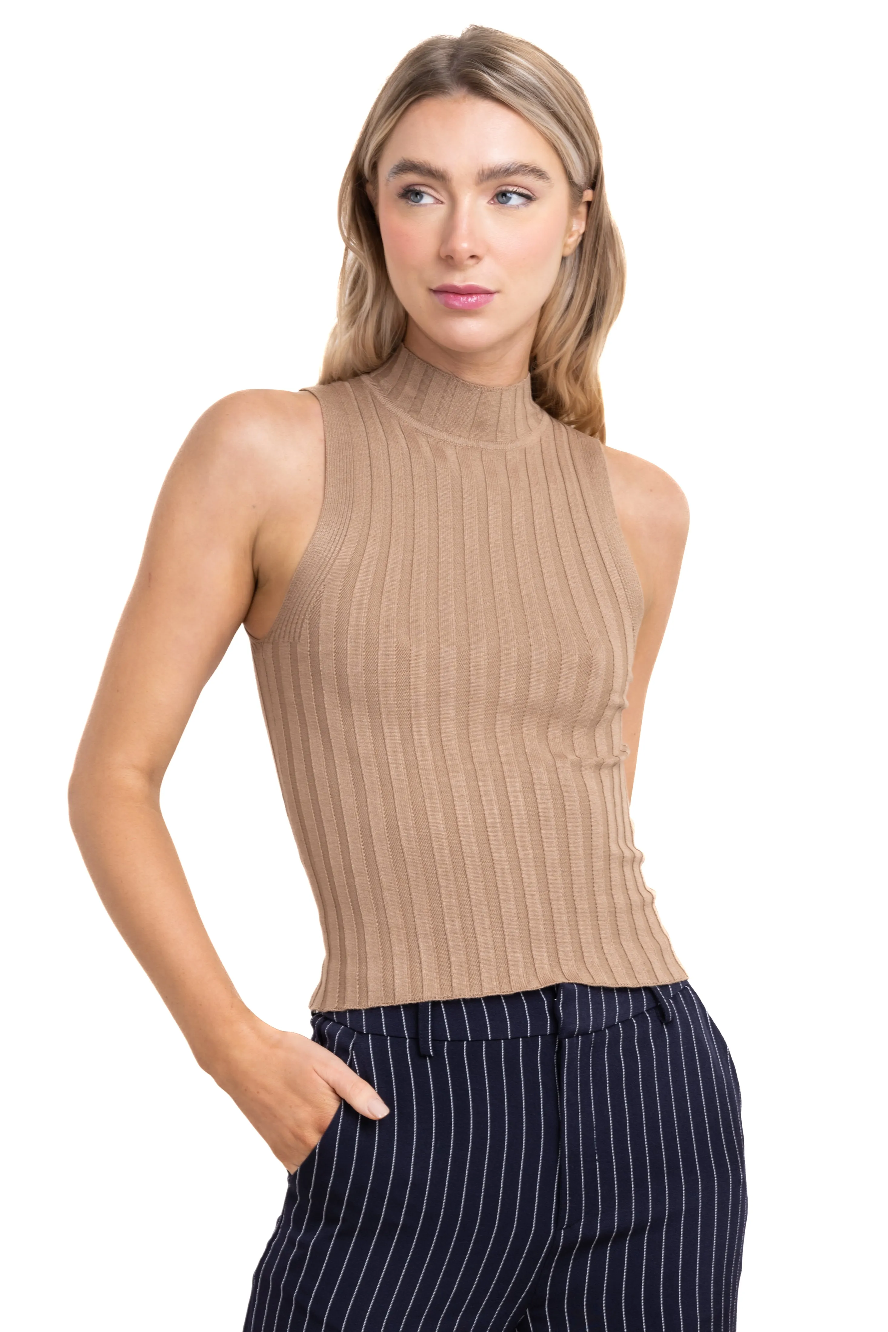 Top liso tejido líneas sold by Shasa