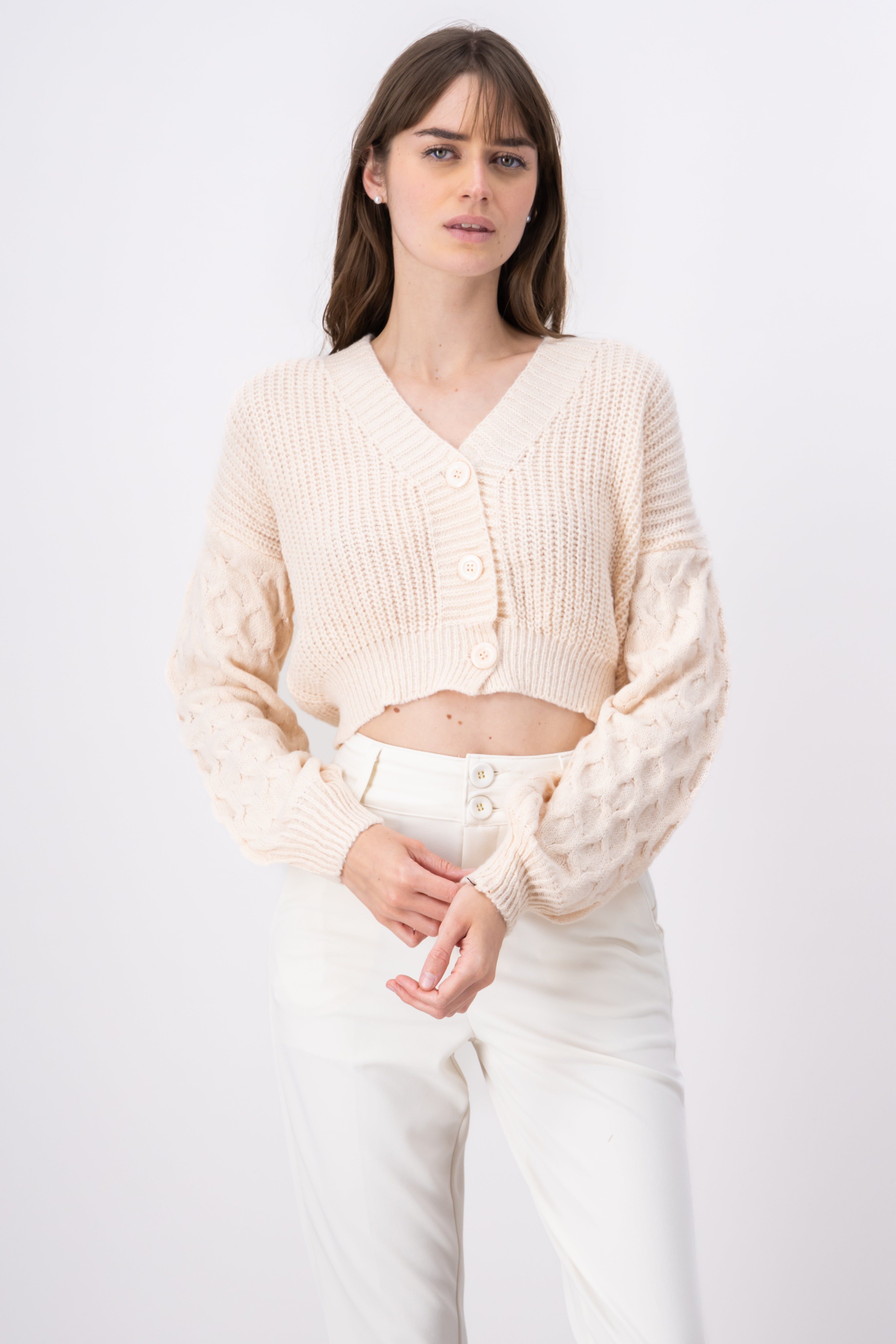 Cárdigan tejido manga larga sold by Shasa