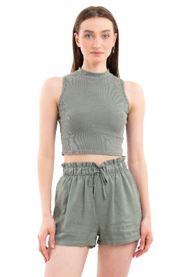 Top acanalado cuello alto sold by Shasa