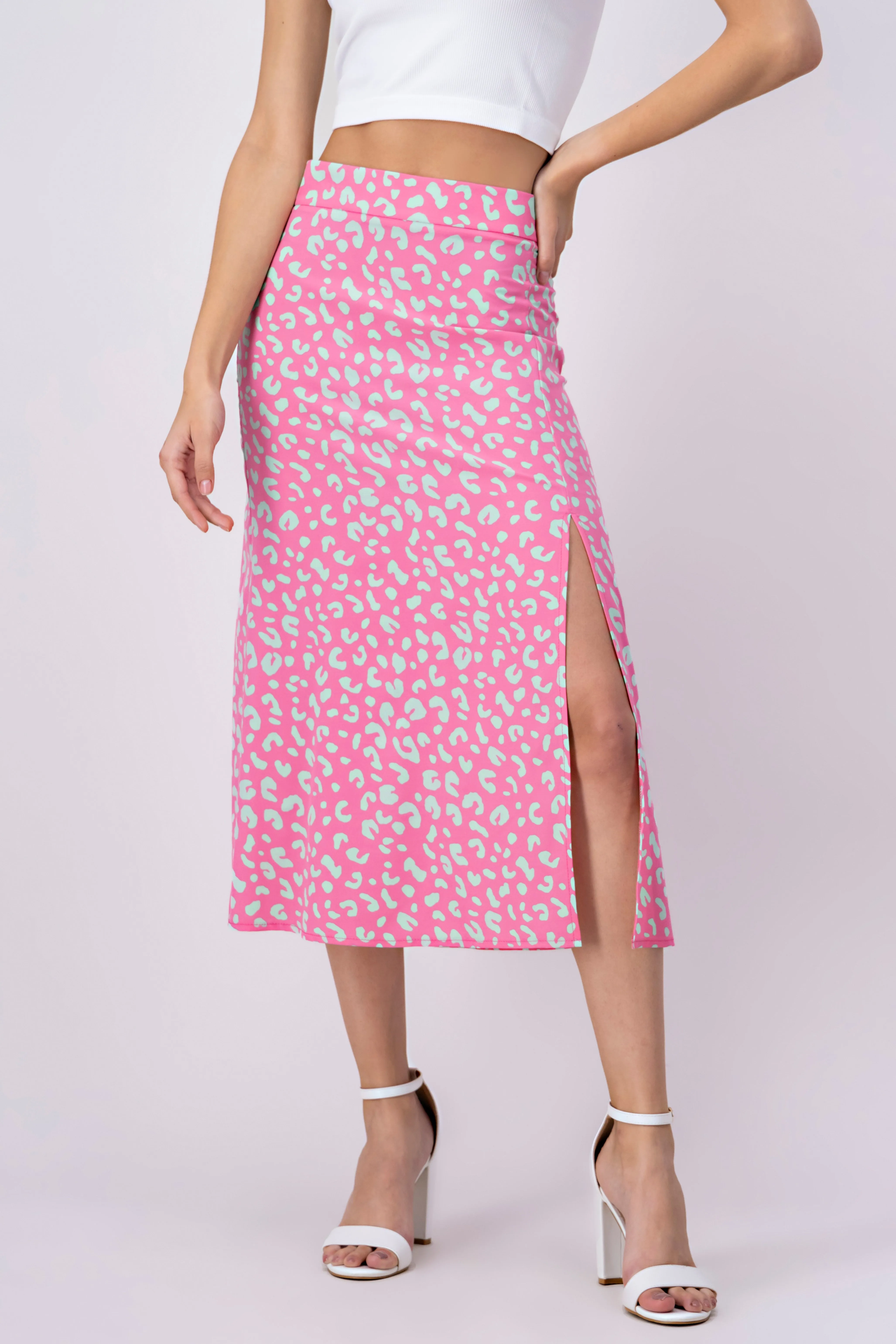 Falda midi estampada detalle abertura sold by Shasa product image thumbnail 2