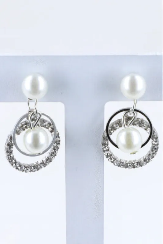 Aretes Doble Circulo Brillos sold by Shasa
