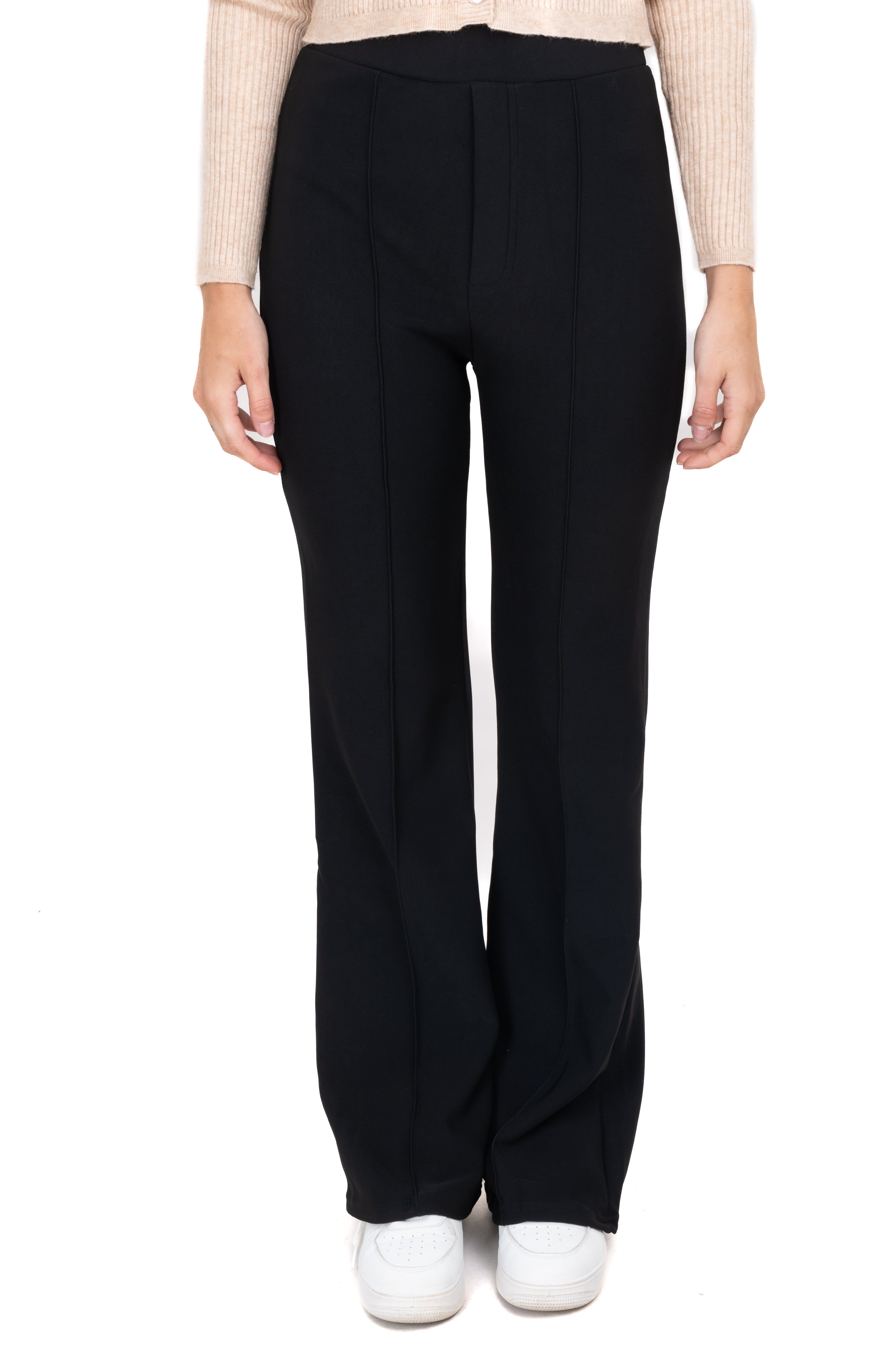 Pantalón recto costura liso sold by Shasa