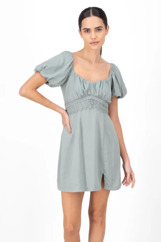 Vestido liso mini con crochet sold by Shasa