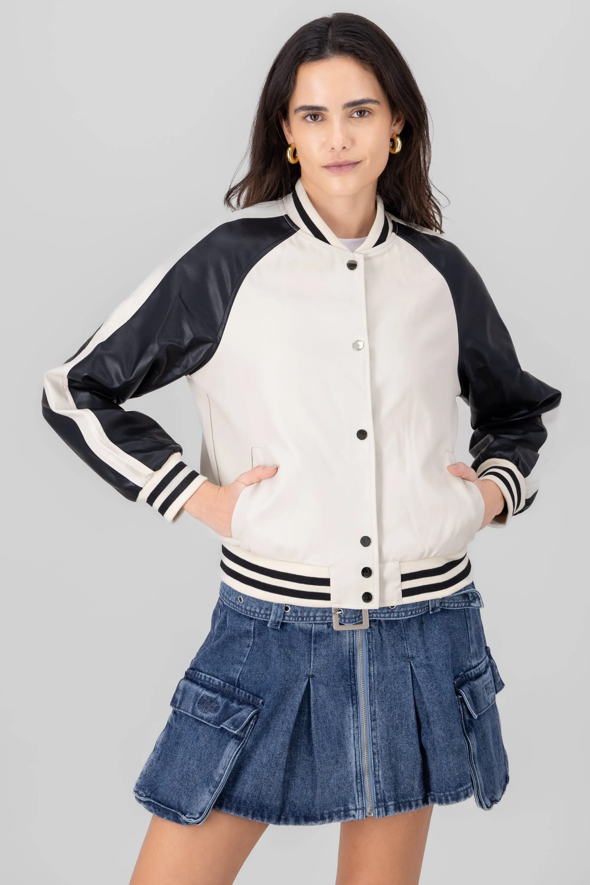 Chamarra bomber efecto piel sold by Shasa product image thumbnail 2