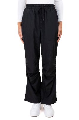 Jogger parachute cintura elástica sold by Shasa