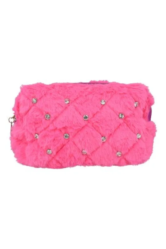 Cosmetiquera peluche brillos sold by Shasa