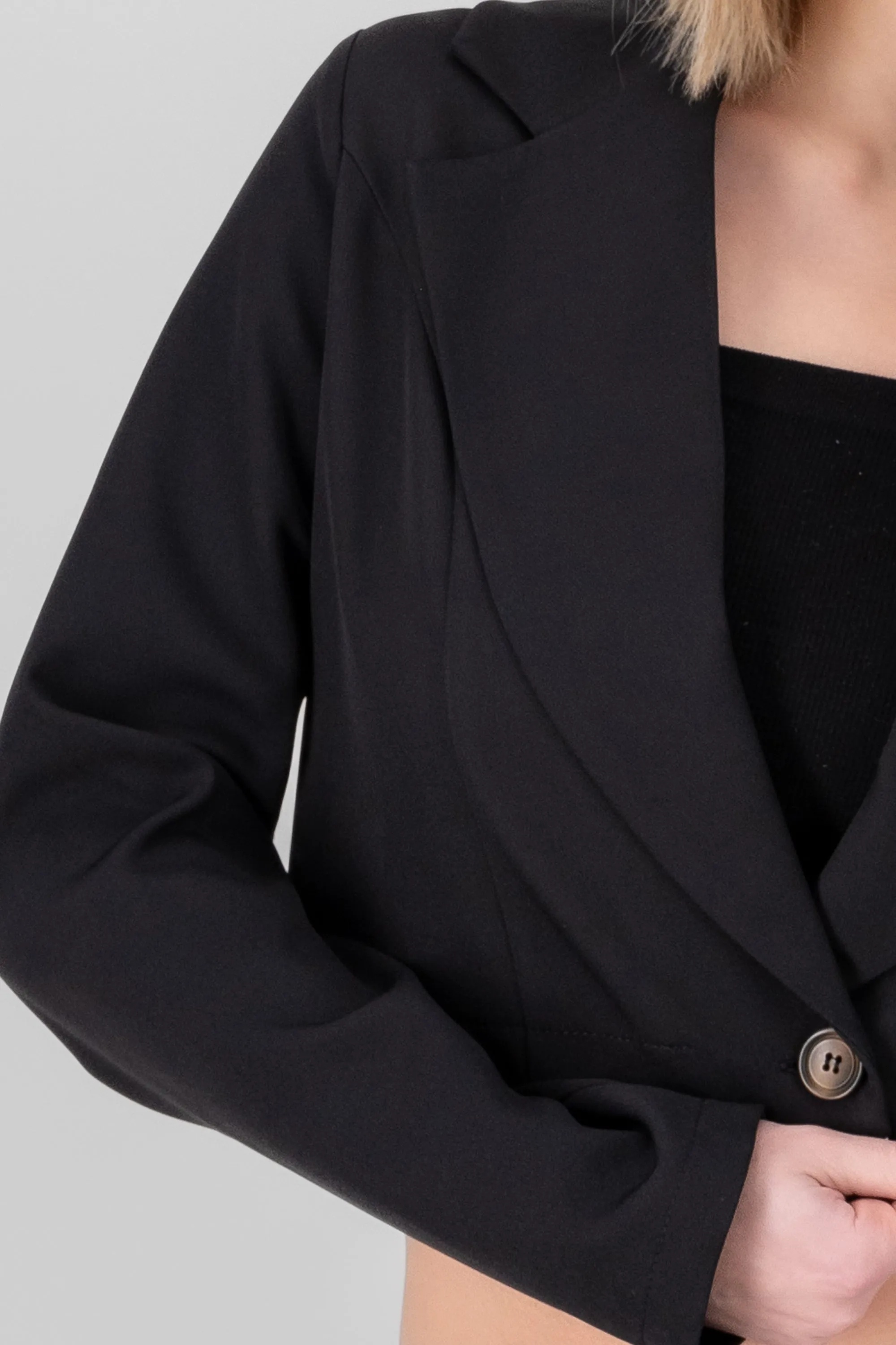 Saco crop detalle constraste sold by Shasa product image thumbnail 5