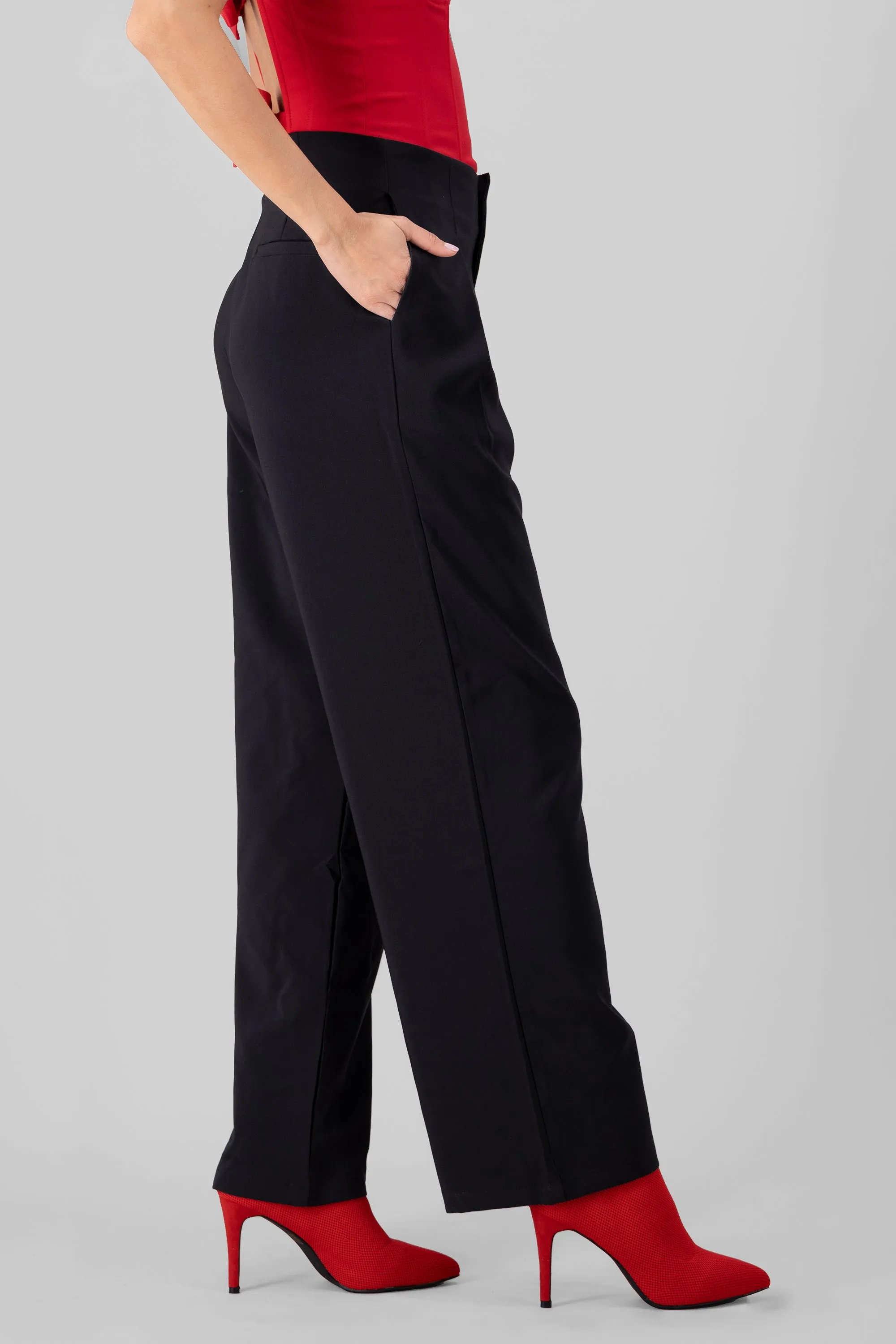Pantalon amplio detalle pinza sold by Shasa product image thumbnail 3