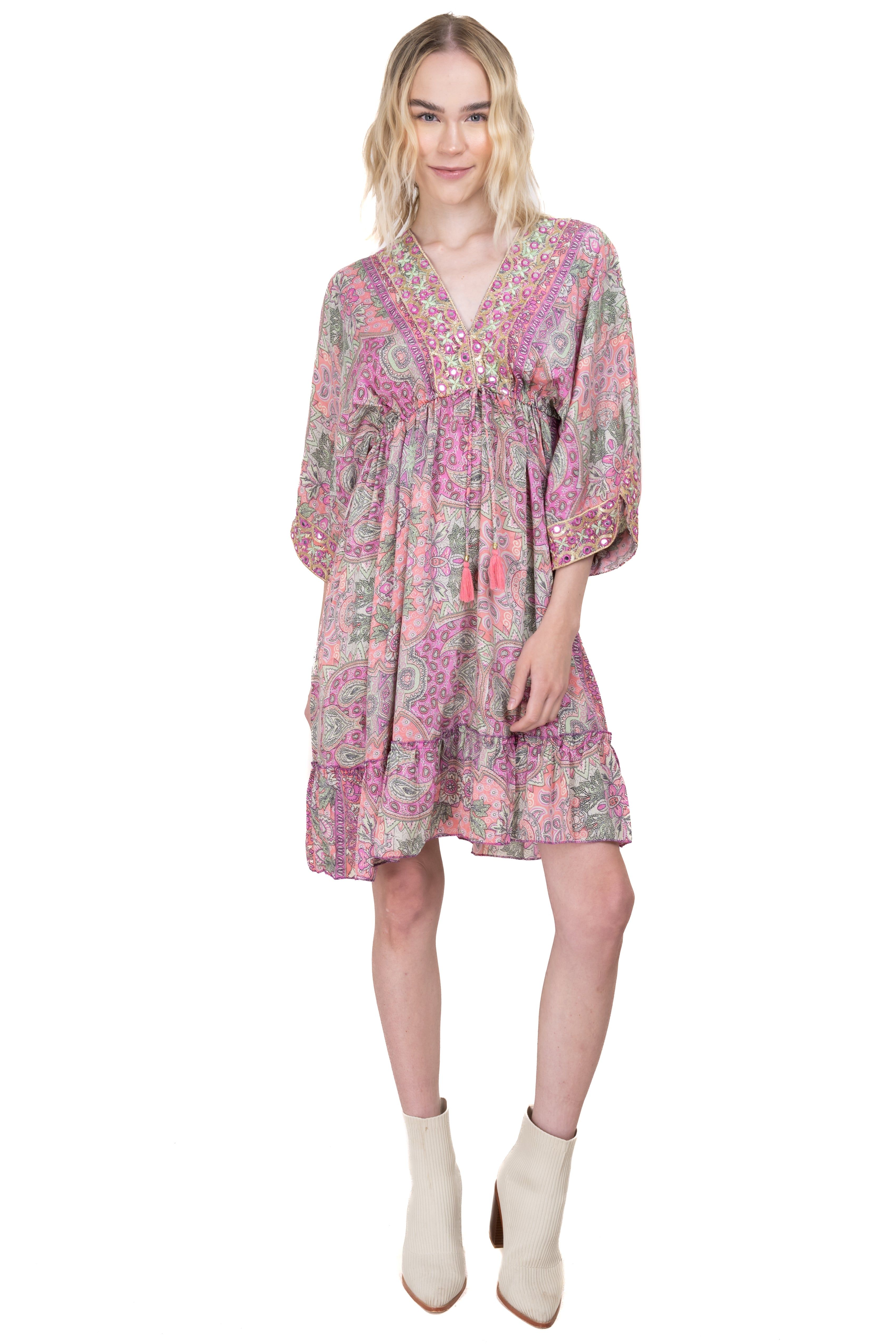 Vestido mini estampado paisley sold by Shasa