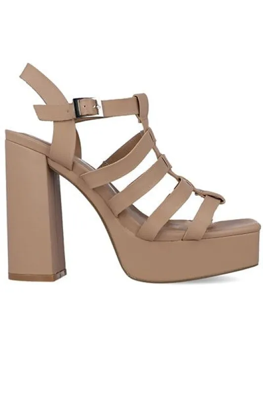 Tacón cangrejero plataforma sold by Shasa