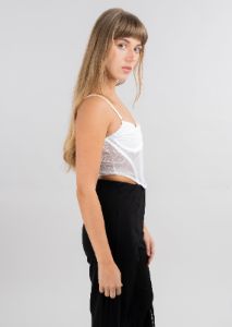Top crop tie dye tirantes sold by Shasa