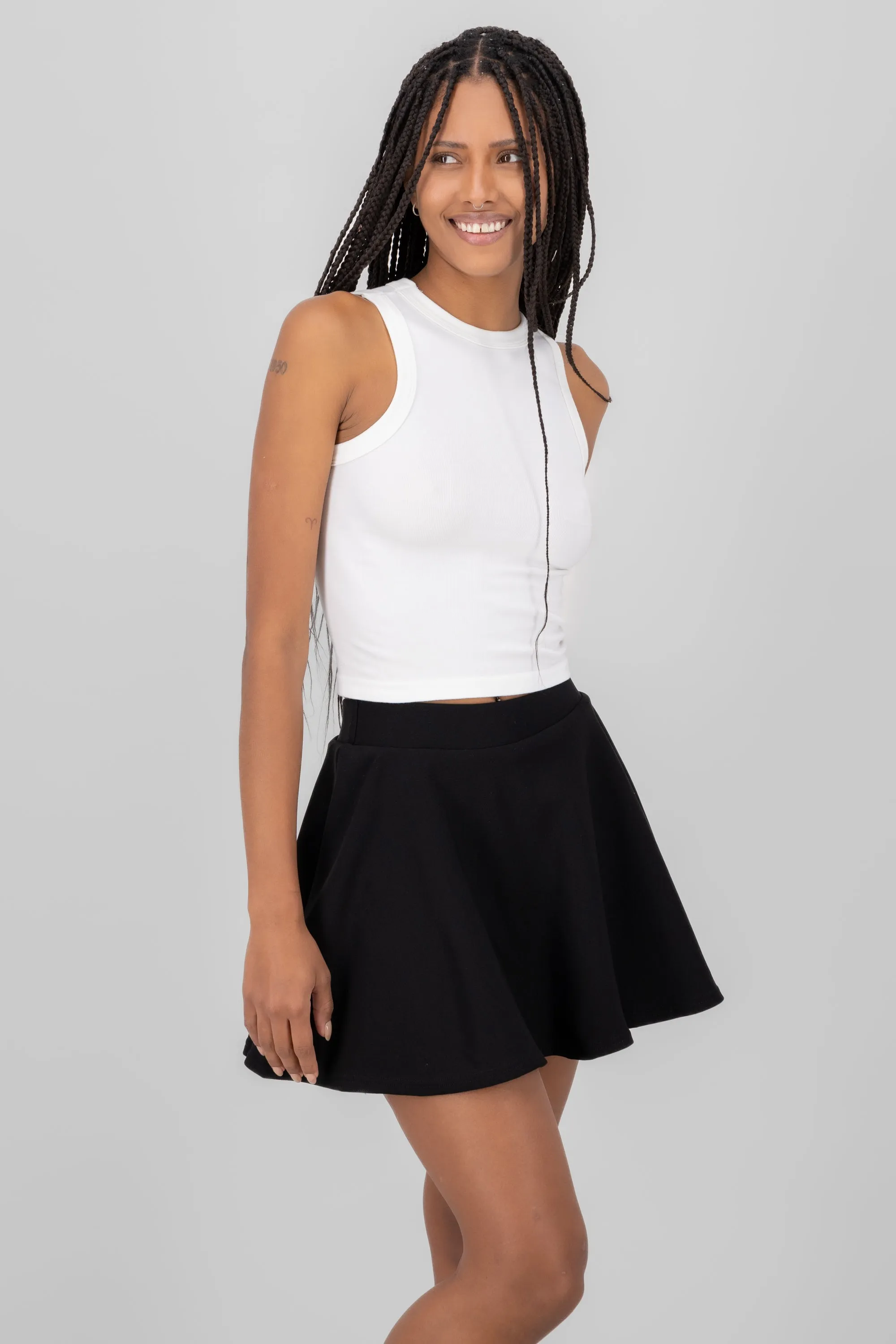 Tank Top Con Cuello Corto sold by Shasa