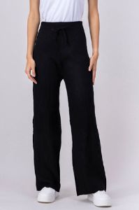 Pantalón Fluido Tejido Suave sold by Shasa