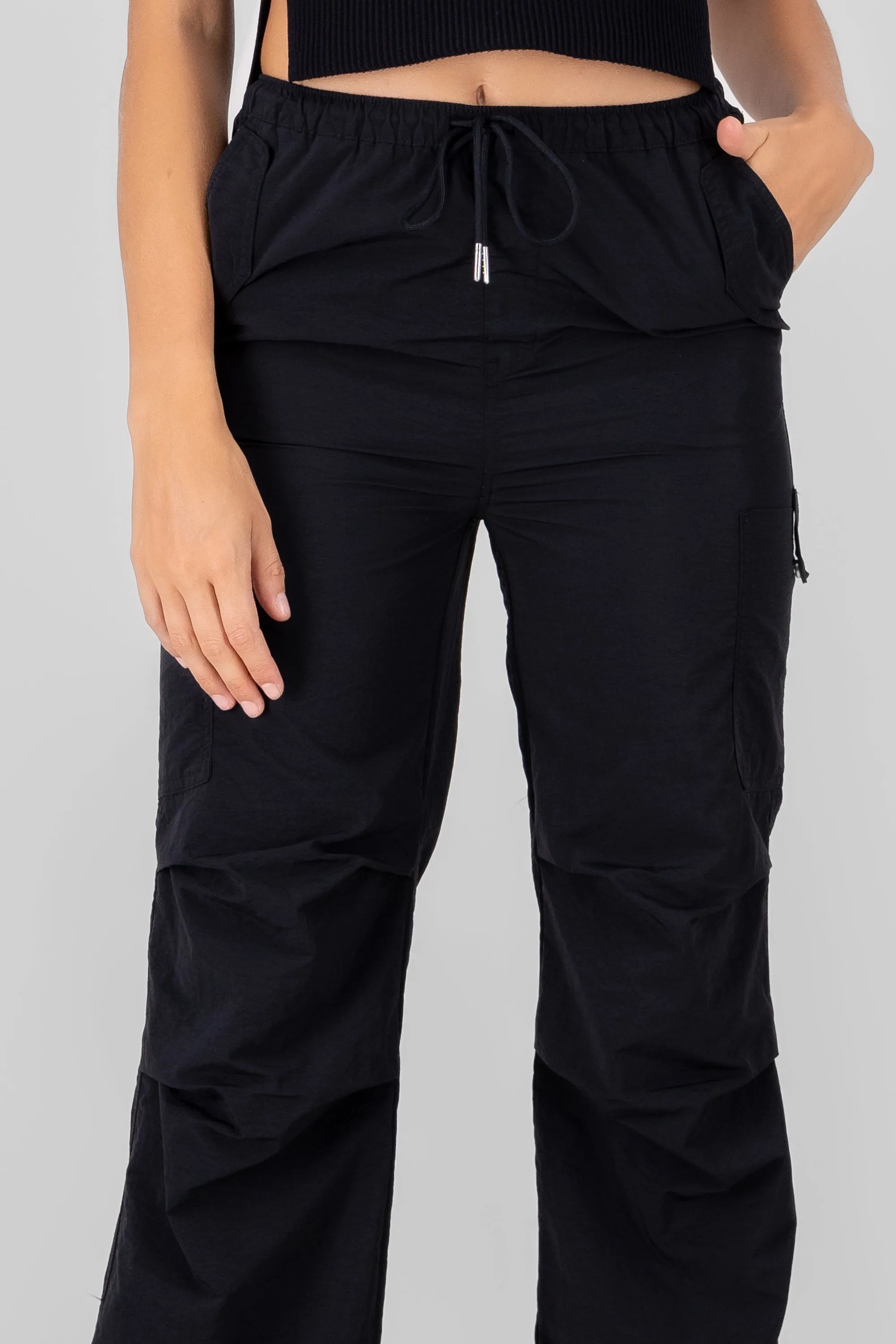 Pantalon parachute liso sold by Shasa product image thumbnail 5