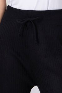 Pantalón Fluido Tejido Suave sold by Shasa