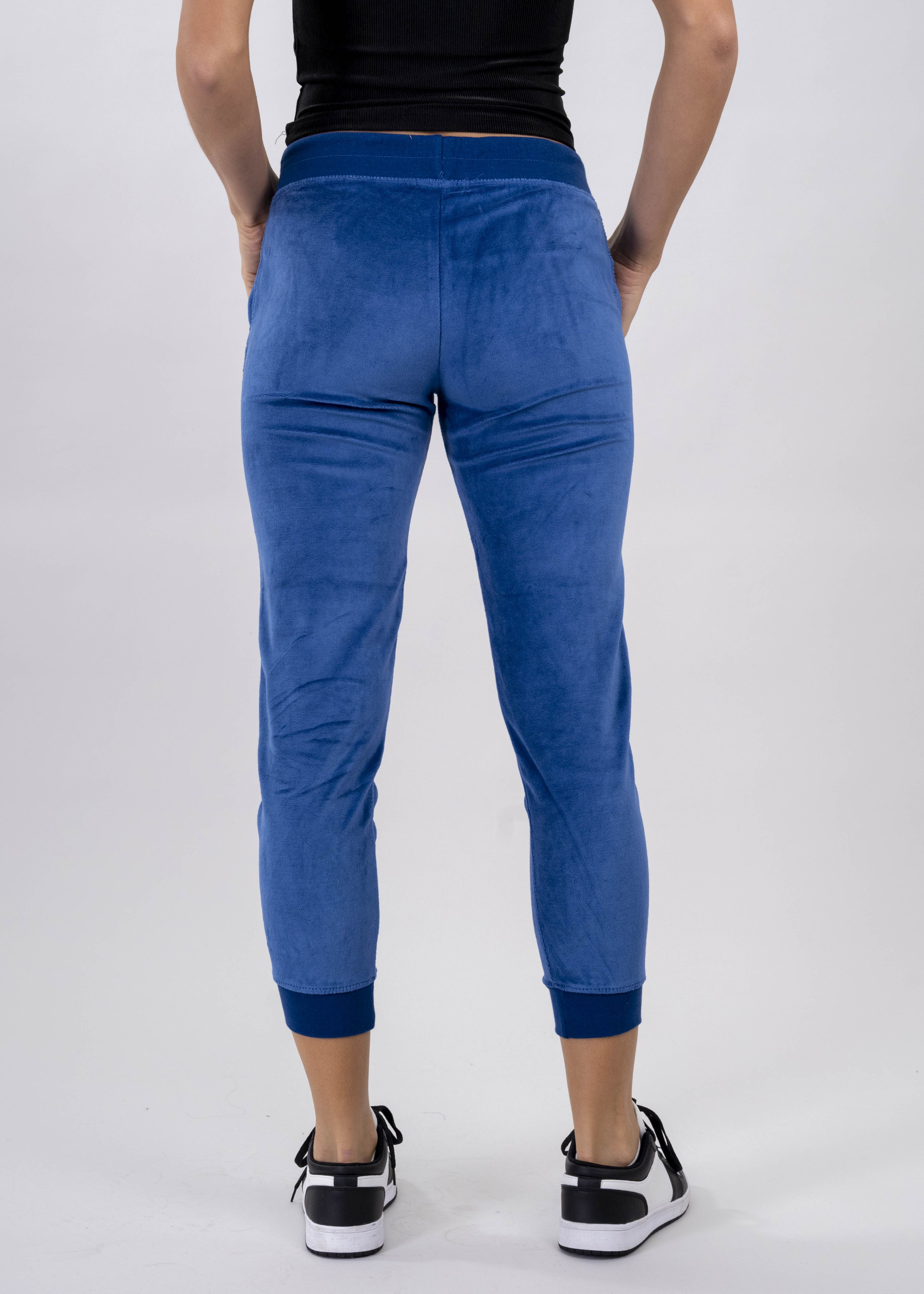 Jogger terciopelo bolsillos laterales sold by Shasa product image thumbnail 4