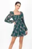 Vestido flores manga larga sold by Shasa