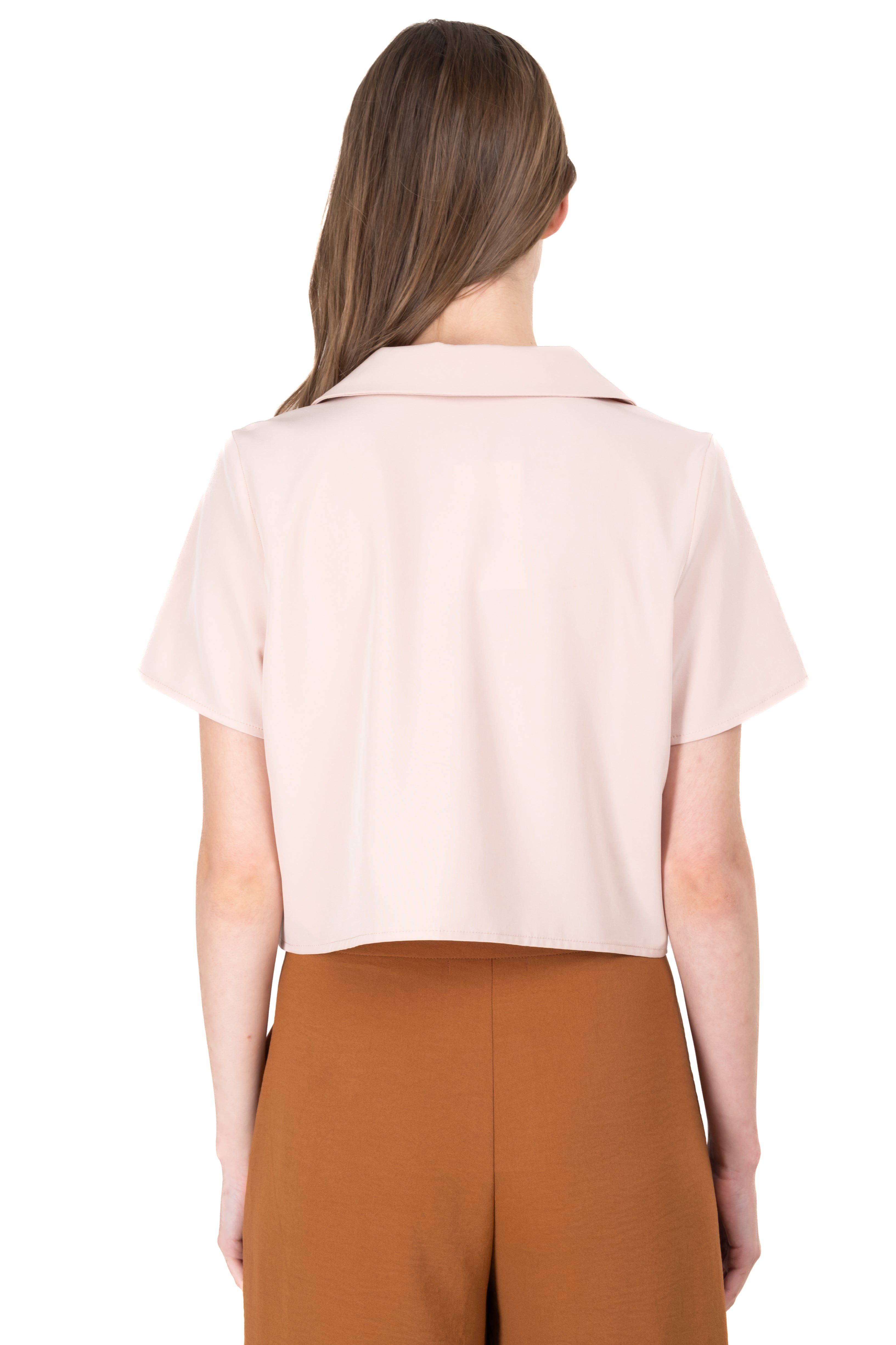 Camisa crop solapa botones sold by Shasa product image thumbnail 4