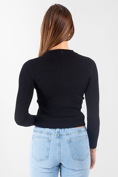 Suéter acanalado cuello alto botones sold by Shasa product image thumbnail 4