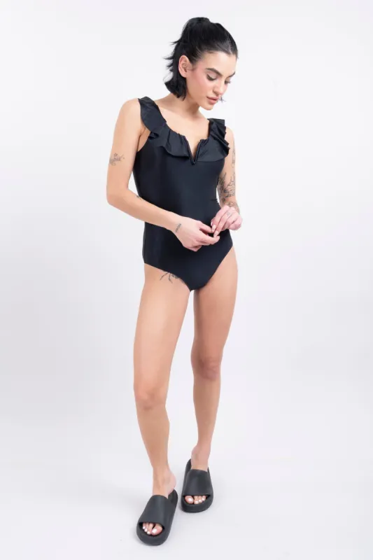 Traje de baño liso olanes sold by Shasa