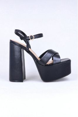 TACON PLATAFORMA ANCHA sold by Shasa