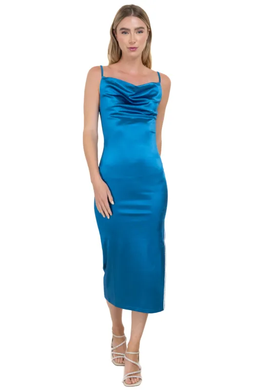 Vestido largo satin con brillos sold by Shasa