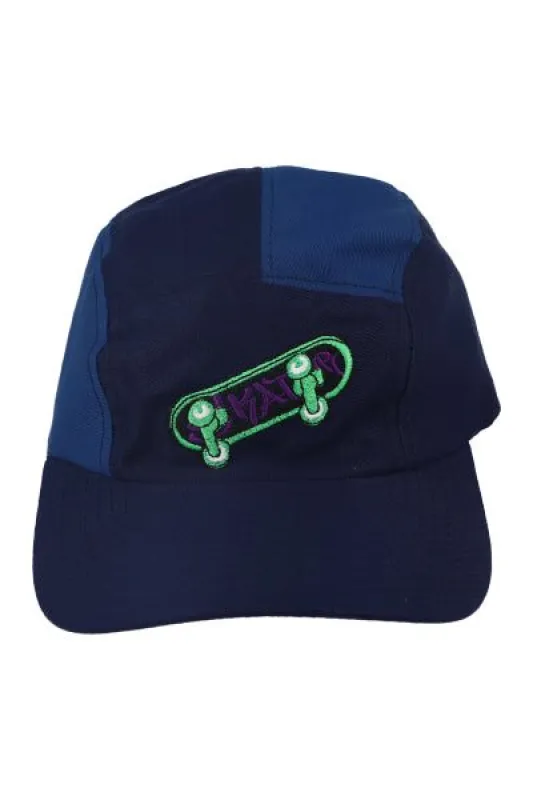 Gorra bordada skater sold by Shasa