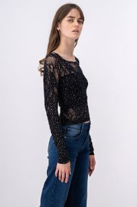 Blusa encaje brillos sold by Shasa