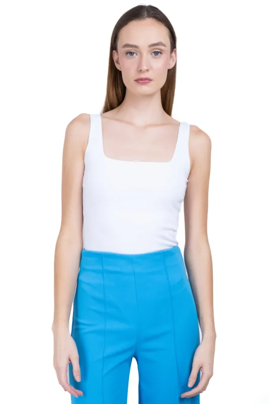 Bodysuit liso tirantes escote sold by Shasa