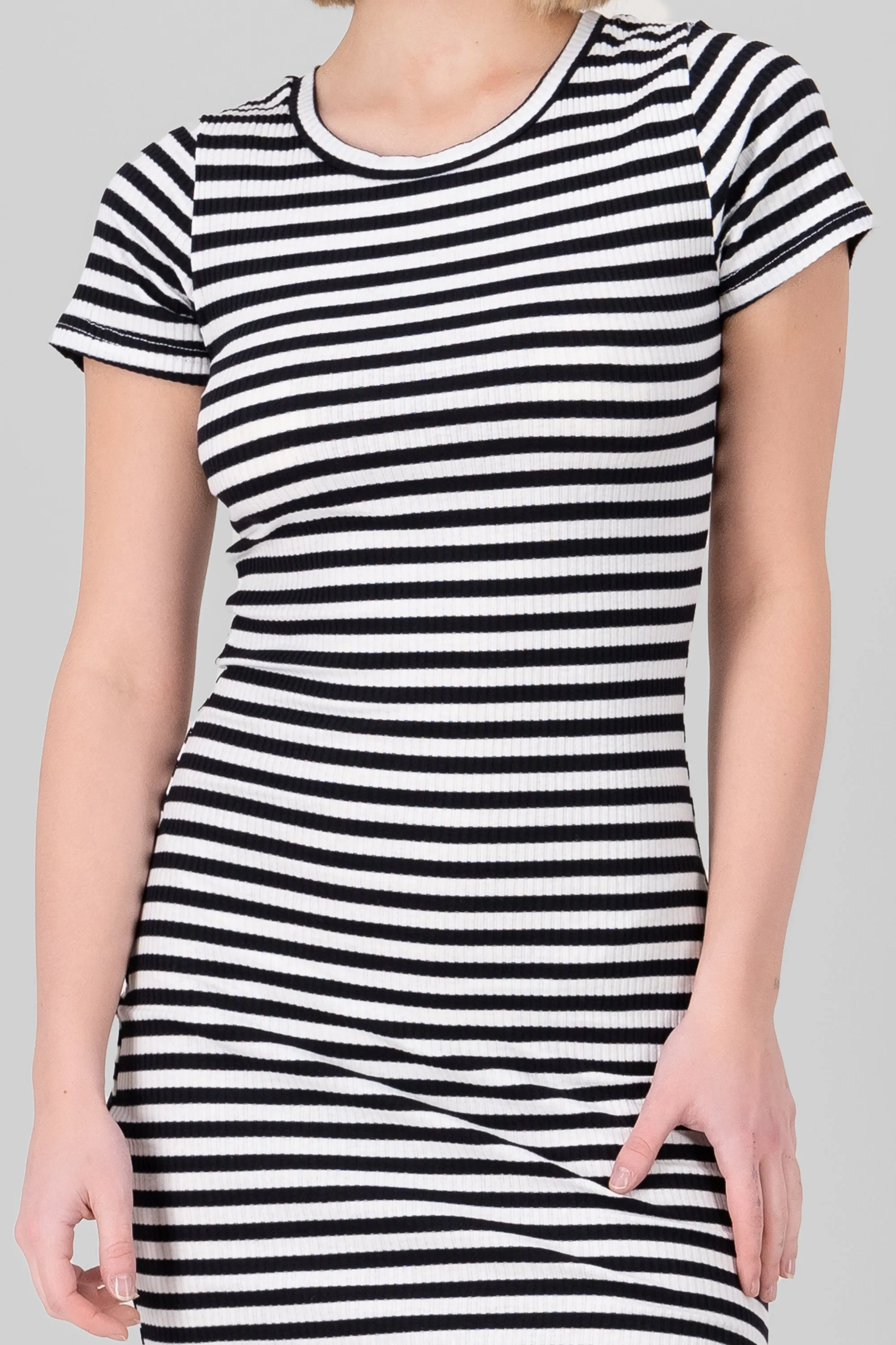 Vestido de rib grueso sin mangas midi sold by Shasa product image thumbnail 5