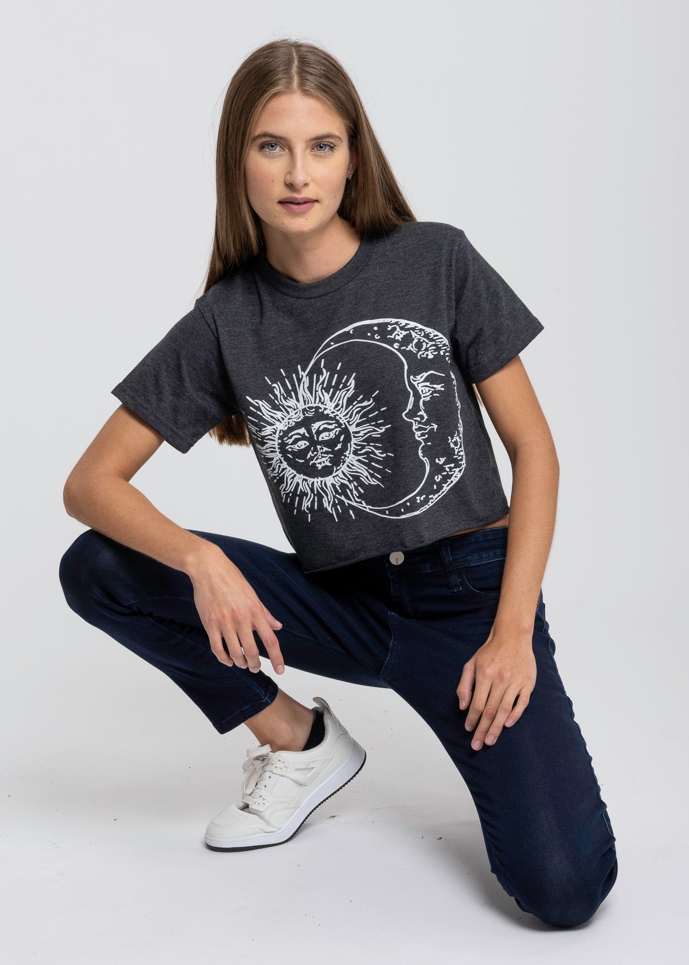 Playera Estampado Sol Luna sold by Shasa