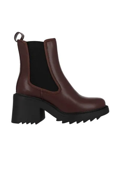 Botín chelsea tacón suela dentada sold by Shasa