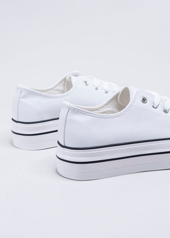 Tenis clásico plataforma sold by Shasa product image thumbnail 2